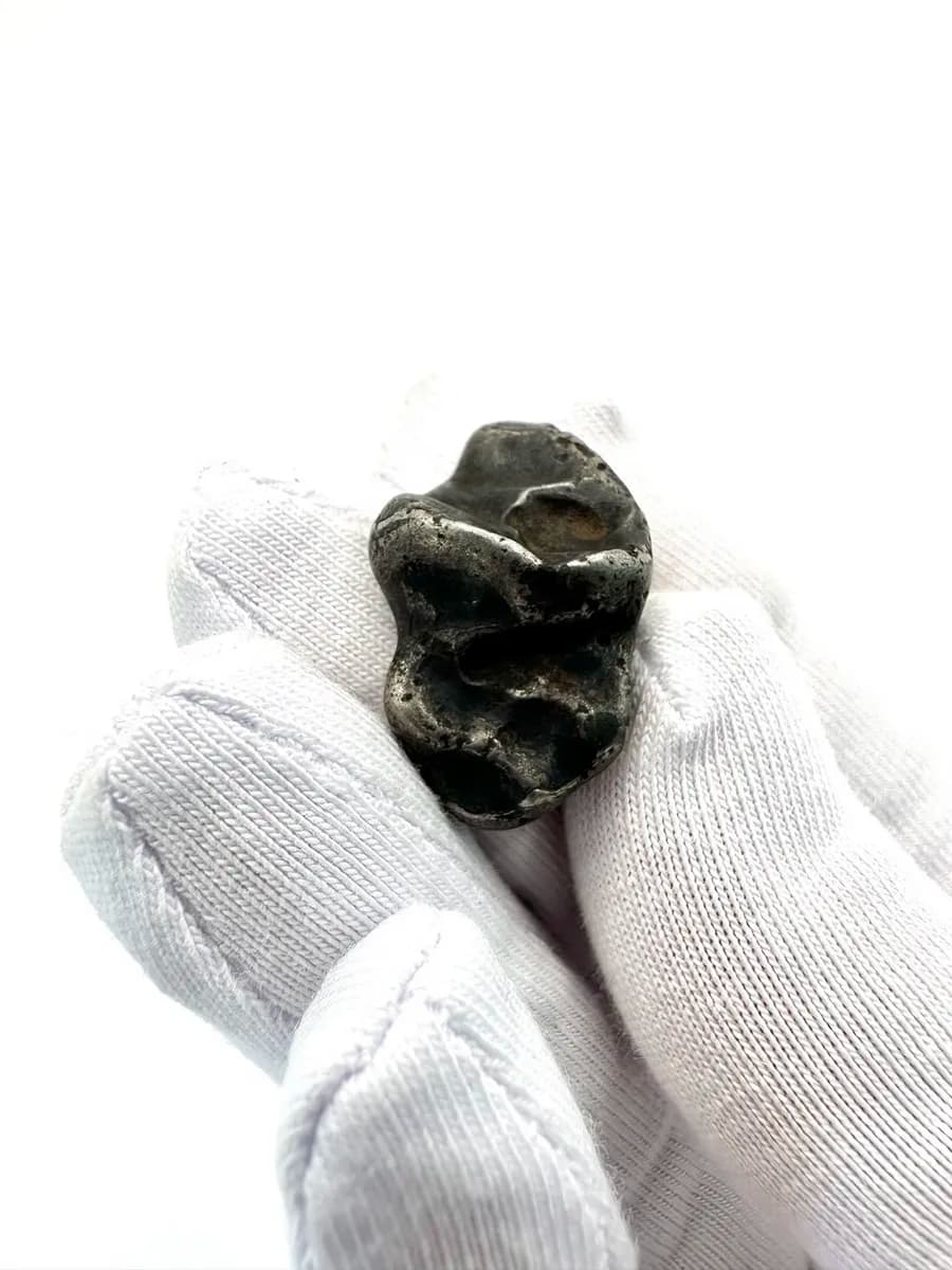 Sikhote-Alin Meteorite — Collector's Piece — photo 4