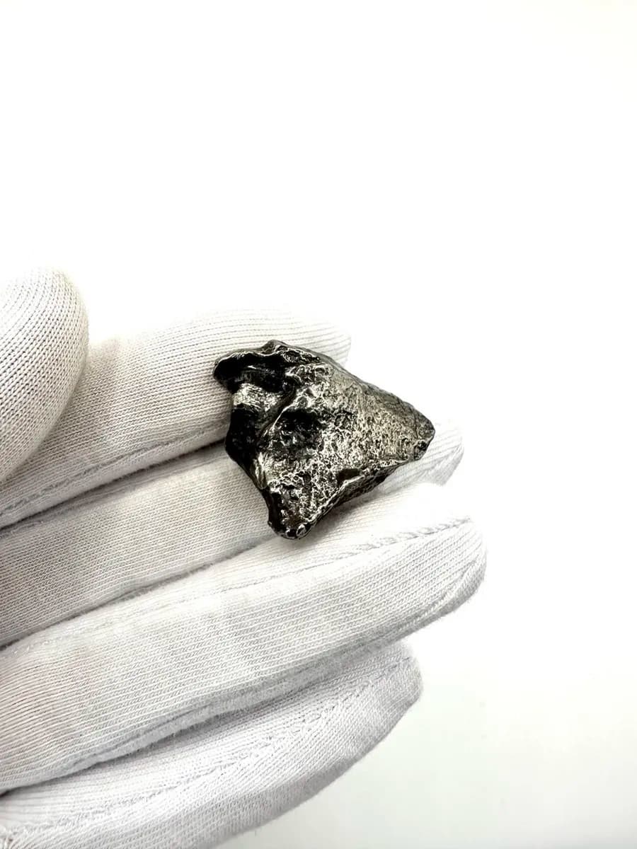 Sikhote-Alin Meteorite — Collector's Specimen — photo 2