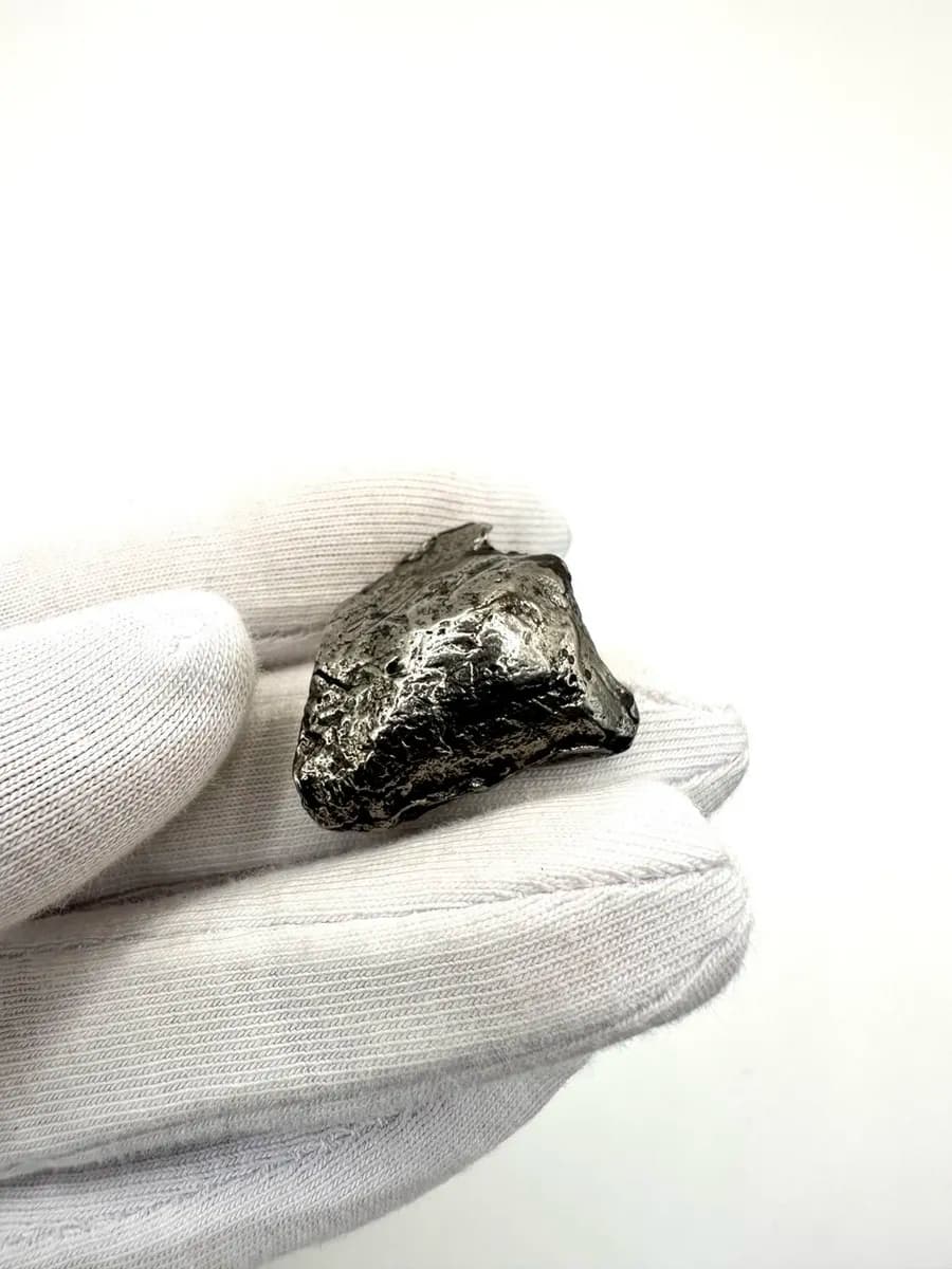 Sikhote-Alin Meteorite — Collector's Specimen — photo 3
