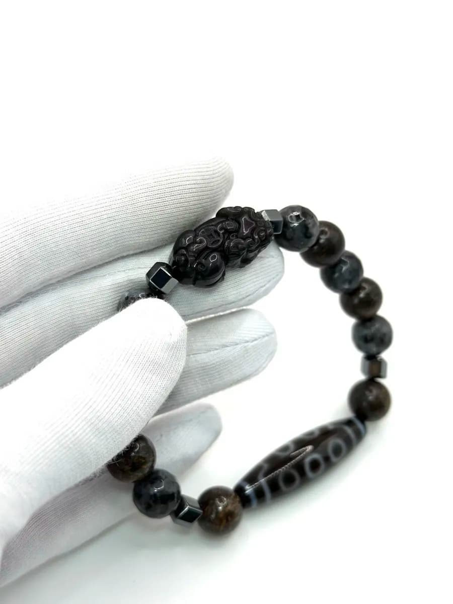 Dzi Bead Power Bracelet — photo 9