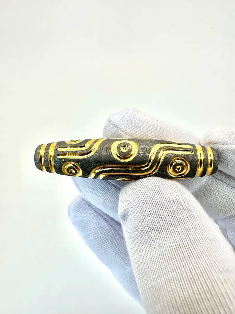 Meteorite Dzi Pendant — photo 3