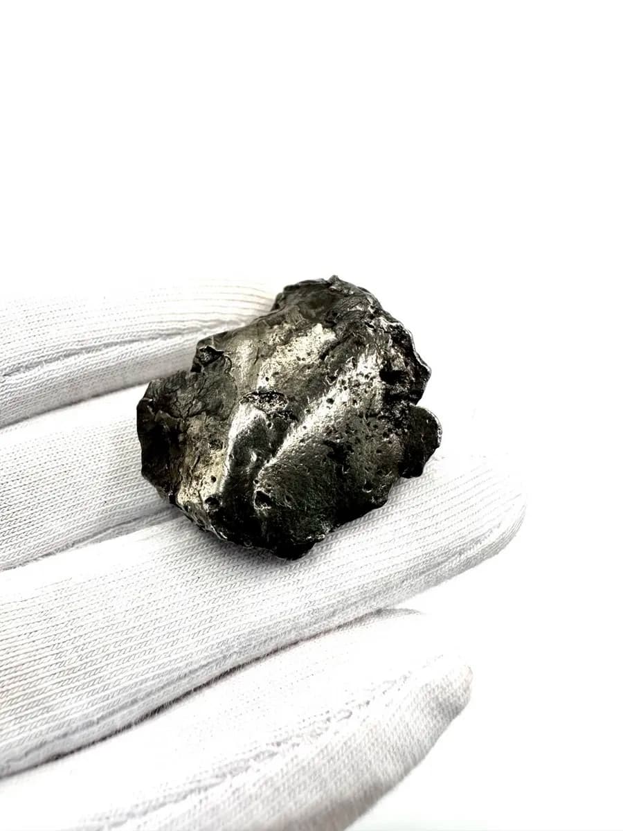 Sikhote-Alin Meteorite — Collector's Specimen — photo 2