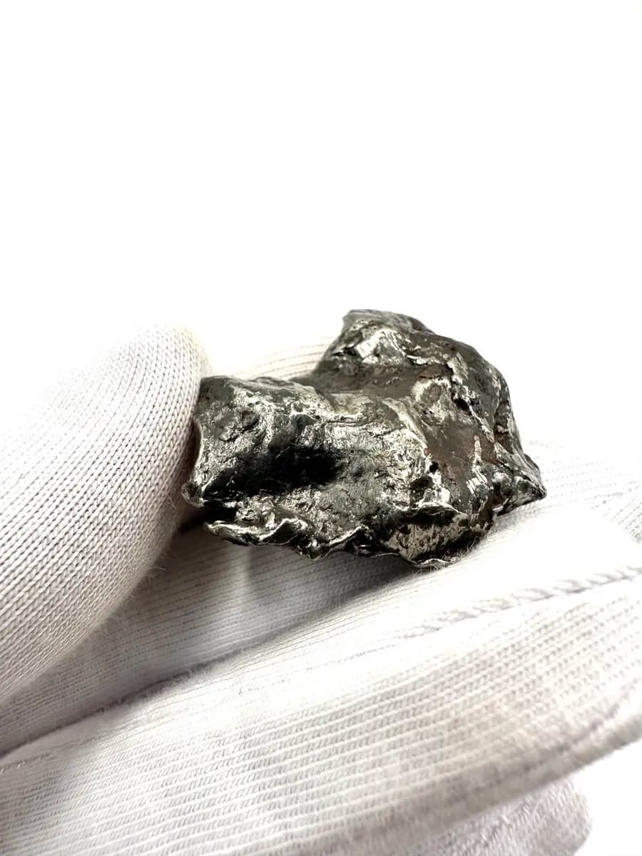 Sikhote-Alin Meteorite — Collector's Specimen — photo 2